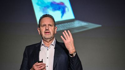 Testimony by Arm CEO Rene Haas clashes with a new report that Arm intends to launch its own chips