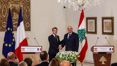 Lebanon's president seeks French, US support for Israeli withdrawal