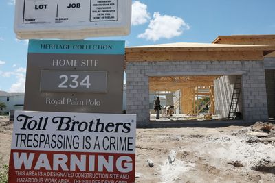 Home Builder Toll Brothers Misses Earnings Estimates As Housing Market Woes Continue