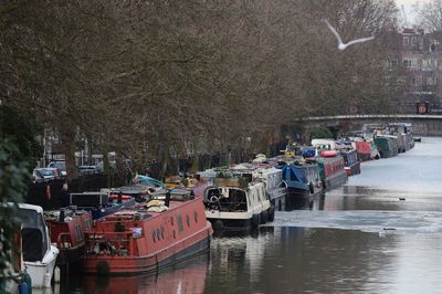 Sadiq Khan pledges to tackle 'toxic air' on London's canals