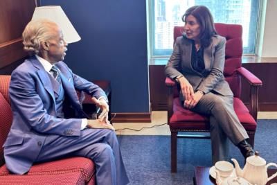 Governor Hochul Considers Removing NYC Mayor Amid Turmoil