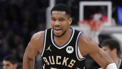 Giannis Antetokounmpo Declares He'd Never Ask Bucks for a Trade