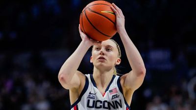 Paige Bueckers Surpasses Diana Taurasi on UConn's All-Time Scoring List