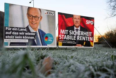 Who is running in the German election and what are the key issues?