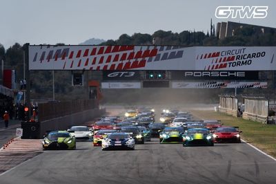 Engstler Lamborghini doubles up in Valencia at GT Winter Series