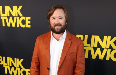 Haley Joel Osment thinks fire was a 'message' not to settle down