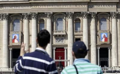 Pope Francis' Health Sparks Speculation And Concern In Italy