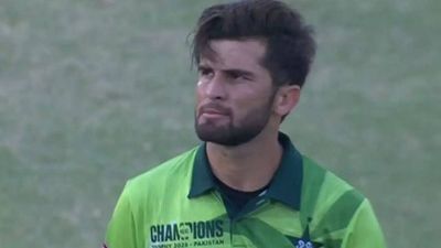 Pakistan fined for slow over-rate in Champions Trophy opener against New Zealand