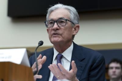 Fed Officials Cautious On Inflation Risks, Keep Interest Rates Unchanged