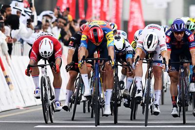 UAE Tour: Jonathan Milan takes second sprint victory with super tight stage 4 win