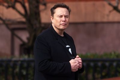 Musk accuses Ukraine leader Zelensky of ‘feeding off the dead bodies of soldiers’ in vicious rant on X