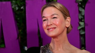 Renée Zellweger just styled a sheer lace skirt in a surprisingly casual way – and it's perfect for spring