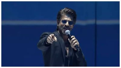 Sheeba Akashdeep says Shah Rukh Khan DOES NOT SLEEP and is obsessed with his work