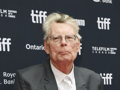 Stephen King makes surprise return to X to issue blistering attack on Trump and Musk