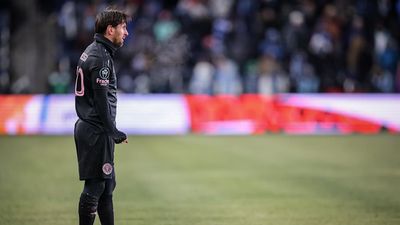 Ref Who Asked for Lionel Messi Autograph Disciplined by Concacaf