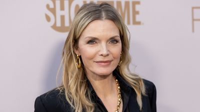 I wasn't sold on the oversized suit and tie trend until I saw Michelle Pfeiffer⁣⁣'s Wall Street chic look