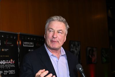 Alec Baldwin in mental health decline