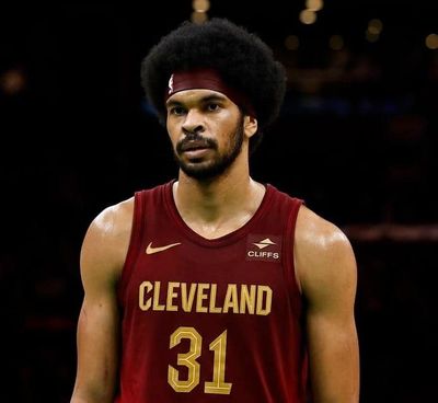 Cavaliers' Jarrett Allen To Undergo MRI On Injured Right Hand