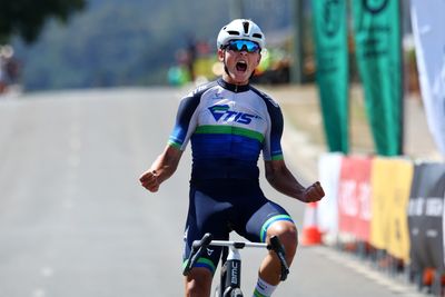 ProVelo Super League - Hamish McKenzie and Sophie Marr win hilly stage 2 through Meander Valley at Tour of Tasmania