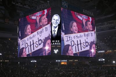 Penguins honor late Hall of Fame broadcaster Mike Lange during emotional pregame ceremony