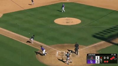 Diamondbacks' Ketel Marte Somehow Clears Loaded Bases With Sac Fly vs. Rockies