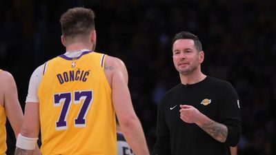 Lakers' JJ Redick Had Odd Way of Explaining How He'll Know Luka Doncic is 'Back'