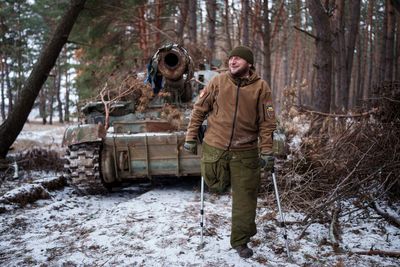 AP PHOTOS: Ukrainian soldiers who returned to the battlefield after amputation
