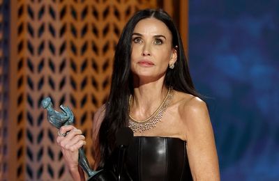 SAG Awards: Demi Moore emotional as she takes Best Actress prize