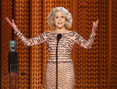 Jane Fonda’s powerful acceptance speech derailed by sound issues at 2025 SAG Awards