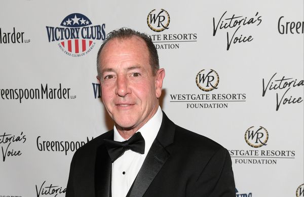 Lindsay Lohan's dad Michael Lohan arrested