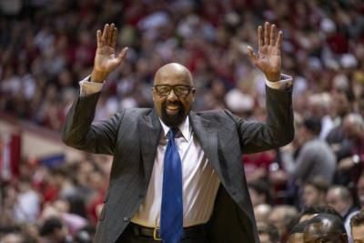 Mike Woodson Honors Bob Knight With Famous Chair