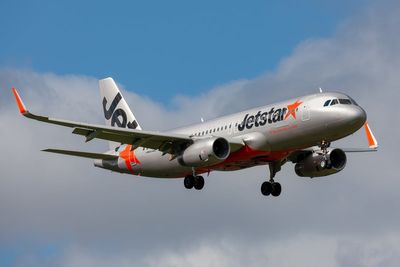 Jetstar passengers stranded after check-in system crashes