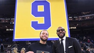 Warriors retired Andre Iguodala No. 9 jersey at Chase Center vs. Mavs