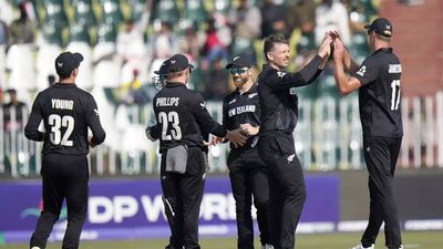 New Zealand, India book semi-final spots in Champions Trophy; Pakistan, Bangladesh knocked out