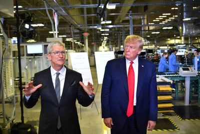 Trump takes a victory lap on Apple's $500 billion U.S. investment, but one analyst calls it 'completely unrealistic'