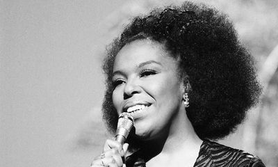 Roberta Flack’s performances softly burned with the fire of life itself