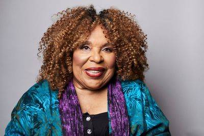 Oprah Winfrey hails Roberta Flack for creating ‘soundtrack to our lives’