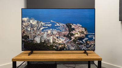 Save over £800 on LG's Award-winning compact OLED TV