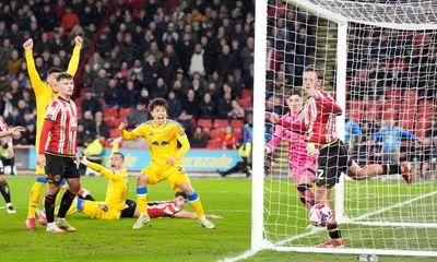 Tanaka sends Leeds five points clear in dramatic late win over Sheffield United