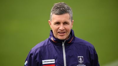 Longmuir to coach Dockers without AFL contract