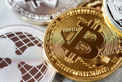 Bitcoin price down: Crypto value plunges amid major market worries