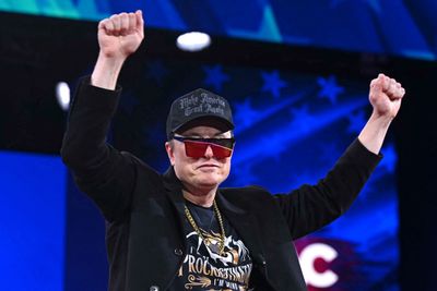 Poll: US Voters Cheer DOGE Initiatives, But Fear Privacy Breach