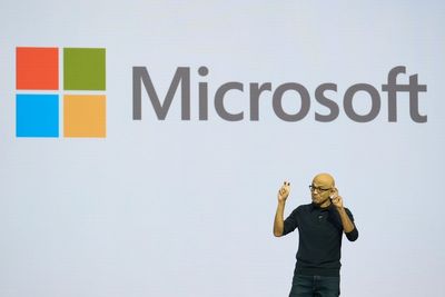 Microsoft workers protest sale of AI and cloud services to Israeli military