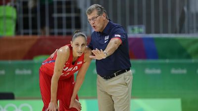 Geno Auriemma Salutes Diana Taurasi After WNBA Retirement Announcement