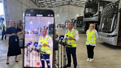 Electric buses promised as conservatives target Labor