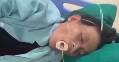 Disturbing Video Of Tapeworm Being Extracted From Woman’s Mouth Is Going Viral