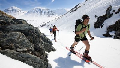 Want to try Nordic back country skiing? Here's 19 tips to help you get started