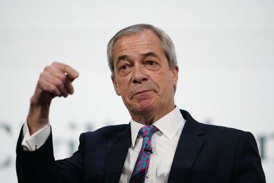 Chagos Islands should be sold to the US not ‘corrupt Mauritius’ – Farage