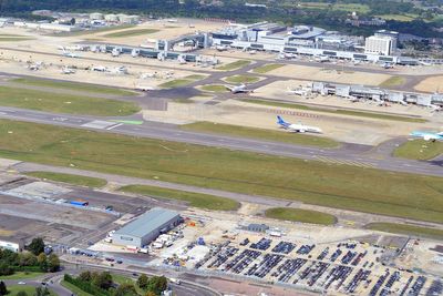 What is Gatwick’s expansion plan and who will pay for it?