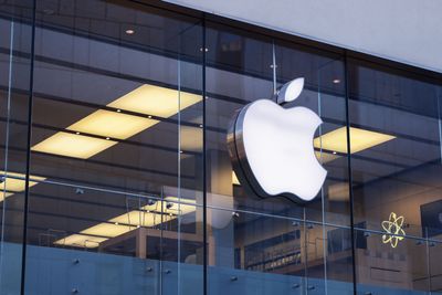 Apple rejects push to end DEI program